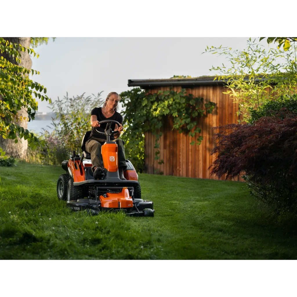 Husqvarna Rider R 200iX AWD
