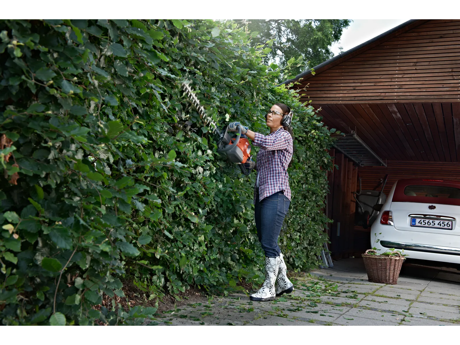 HUSQVARNA 122HD60 – Bild 3