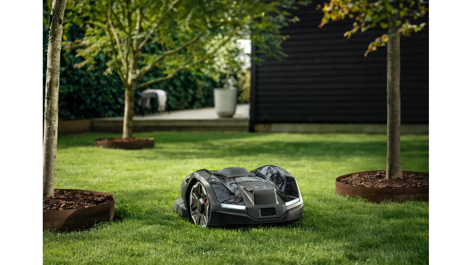 Husqvarna Automower® 405XE NERA mit kabelloser Technologie – Bild 8