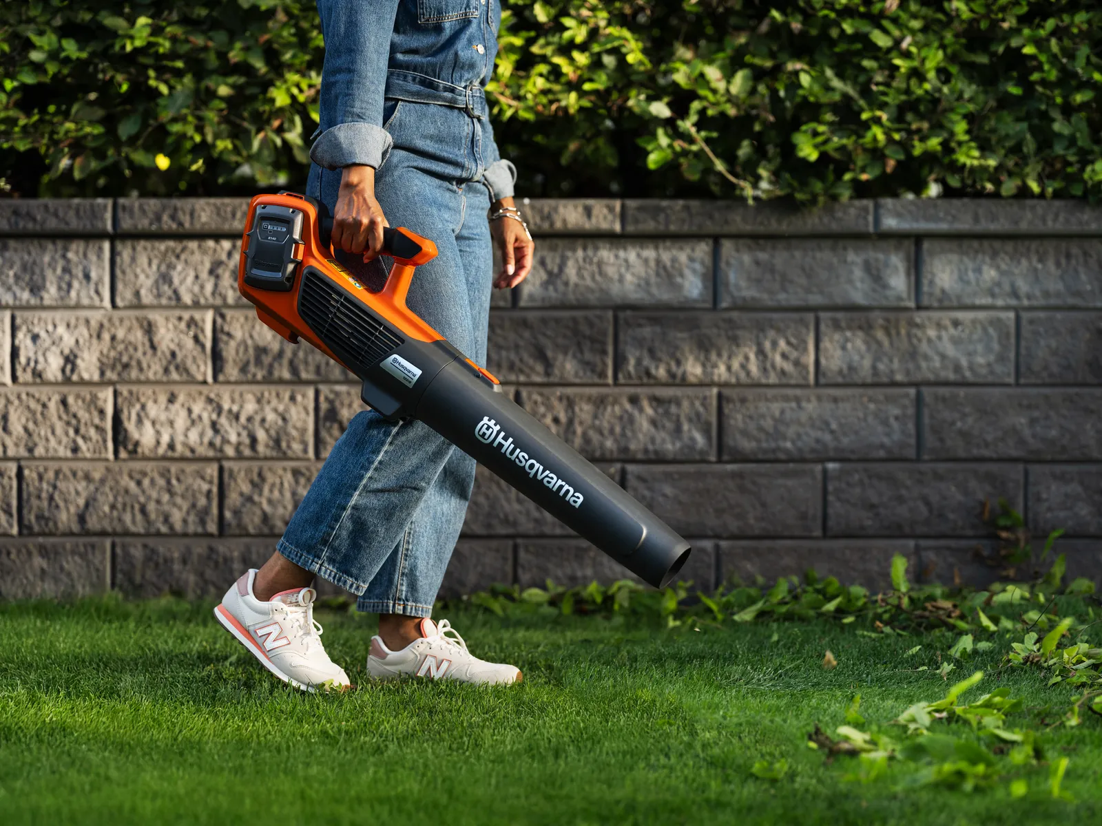 Husqvarna 122iB mit Akku und Ladegerät – Bild 6