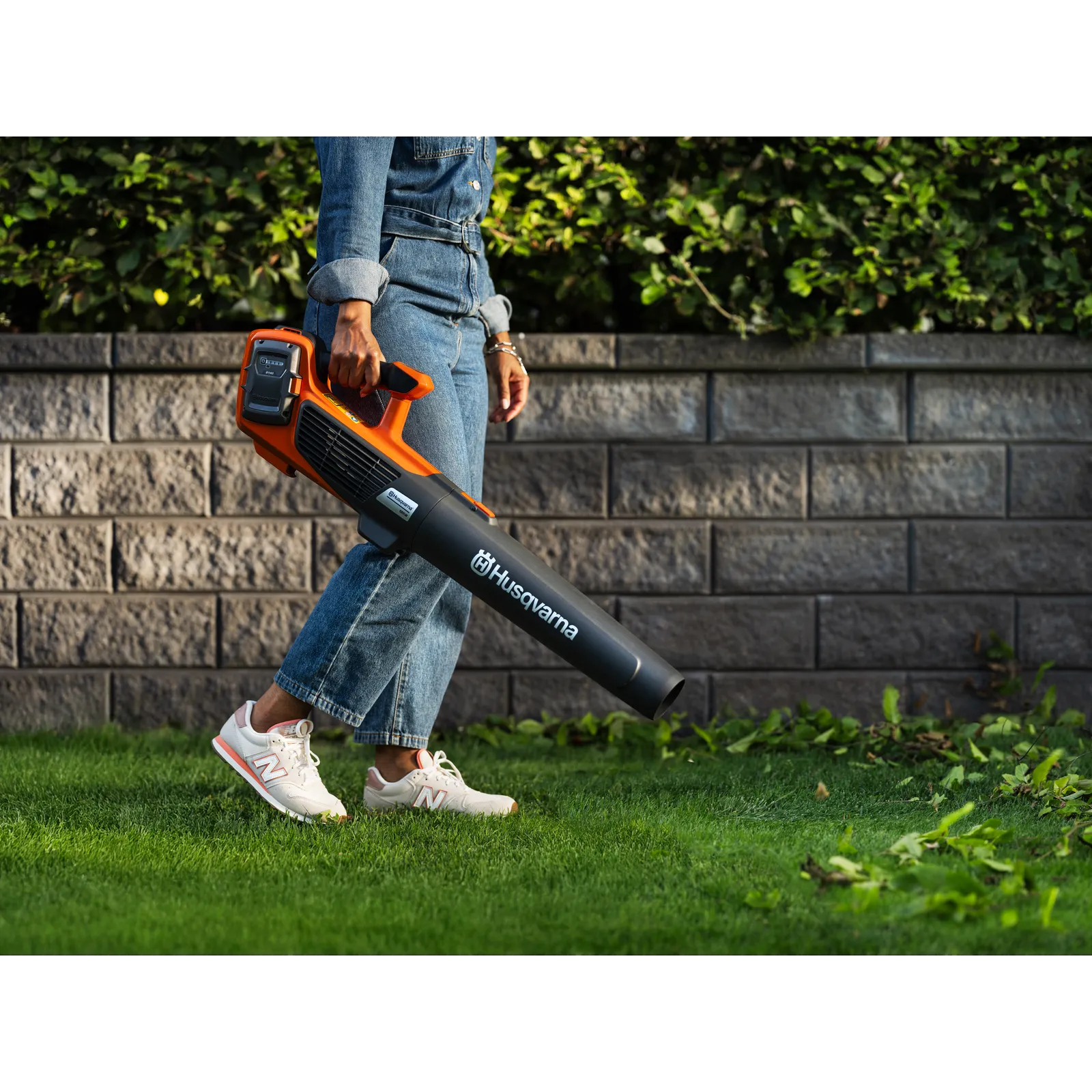 Husqvarna 122iB mit Akku und Ladegerät – Bild 4