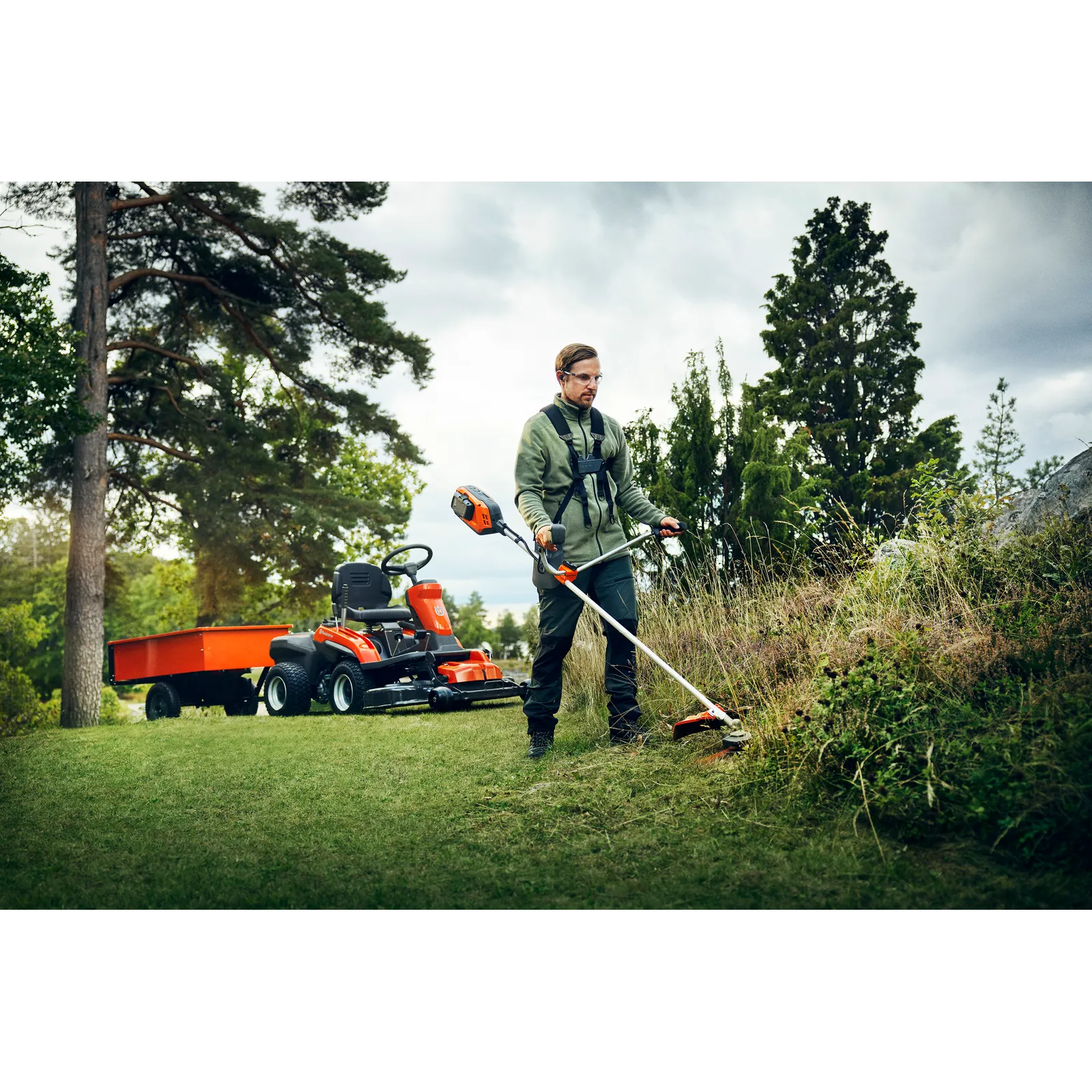 Husqvarna 325iR – Bild 4
