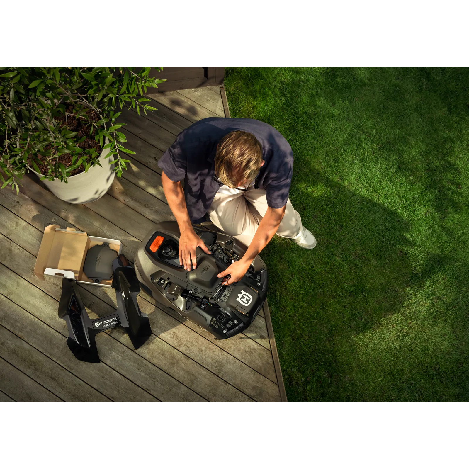 Husqvarna Automower® 405XE NERA mit kabelloser Technologie – Bild 13