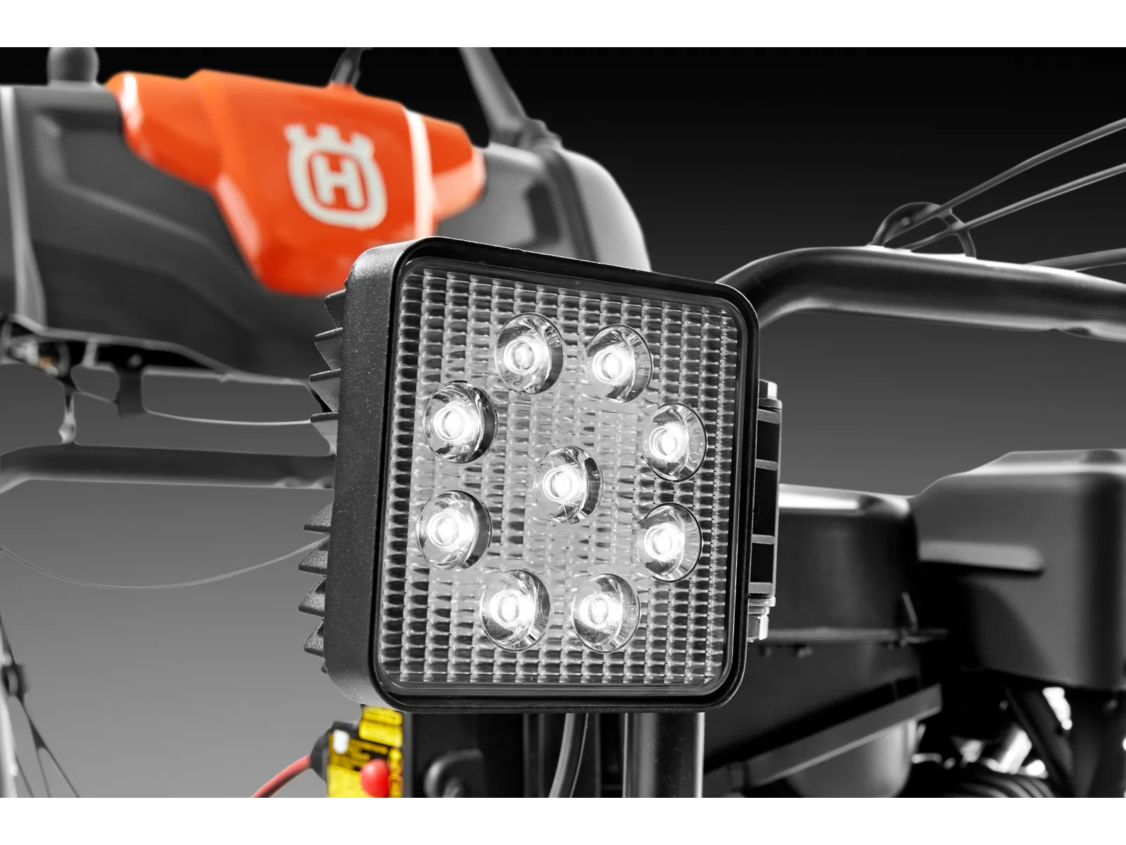 HUSQVARNA ST 224 – Bild 6
