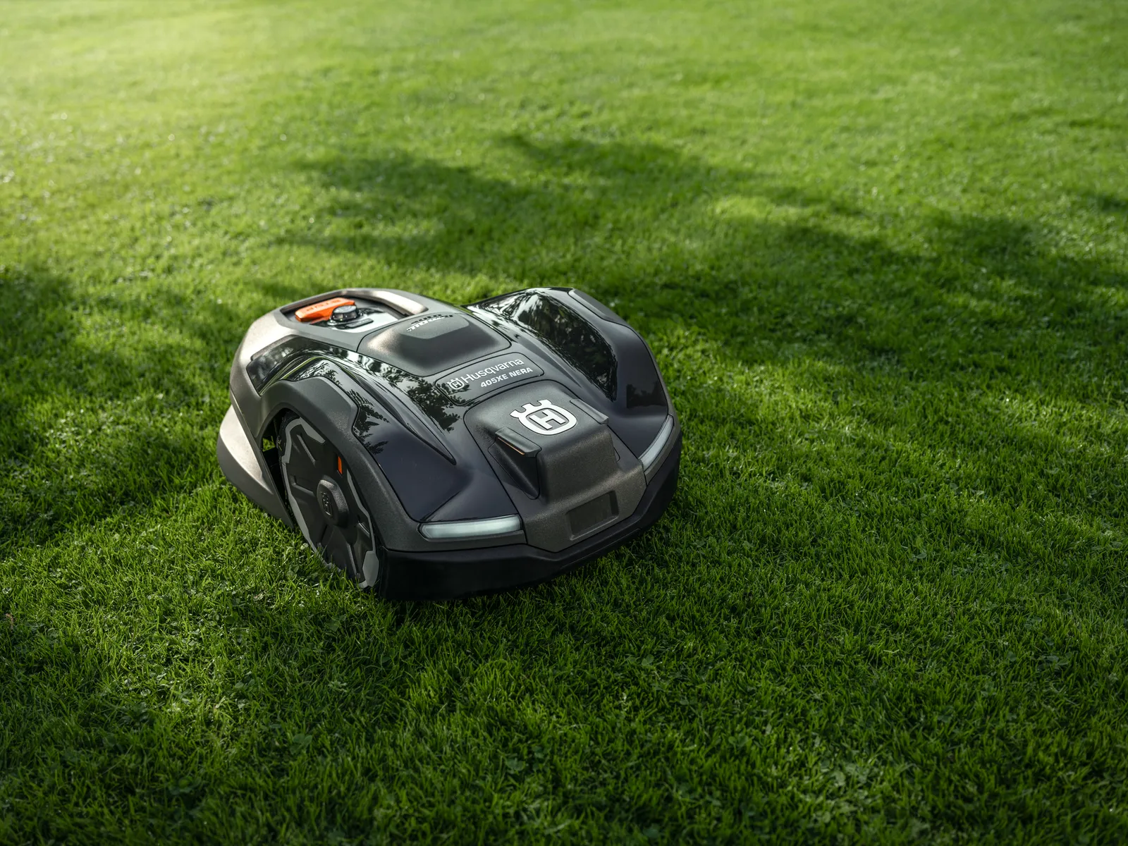 Husqvarna Automower® 405XE NERA mit kabelloser Technologie – Bild 18
