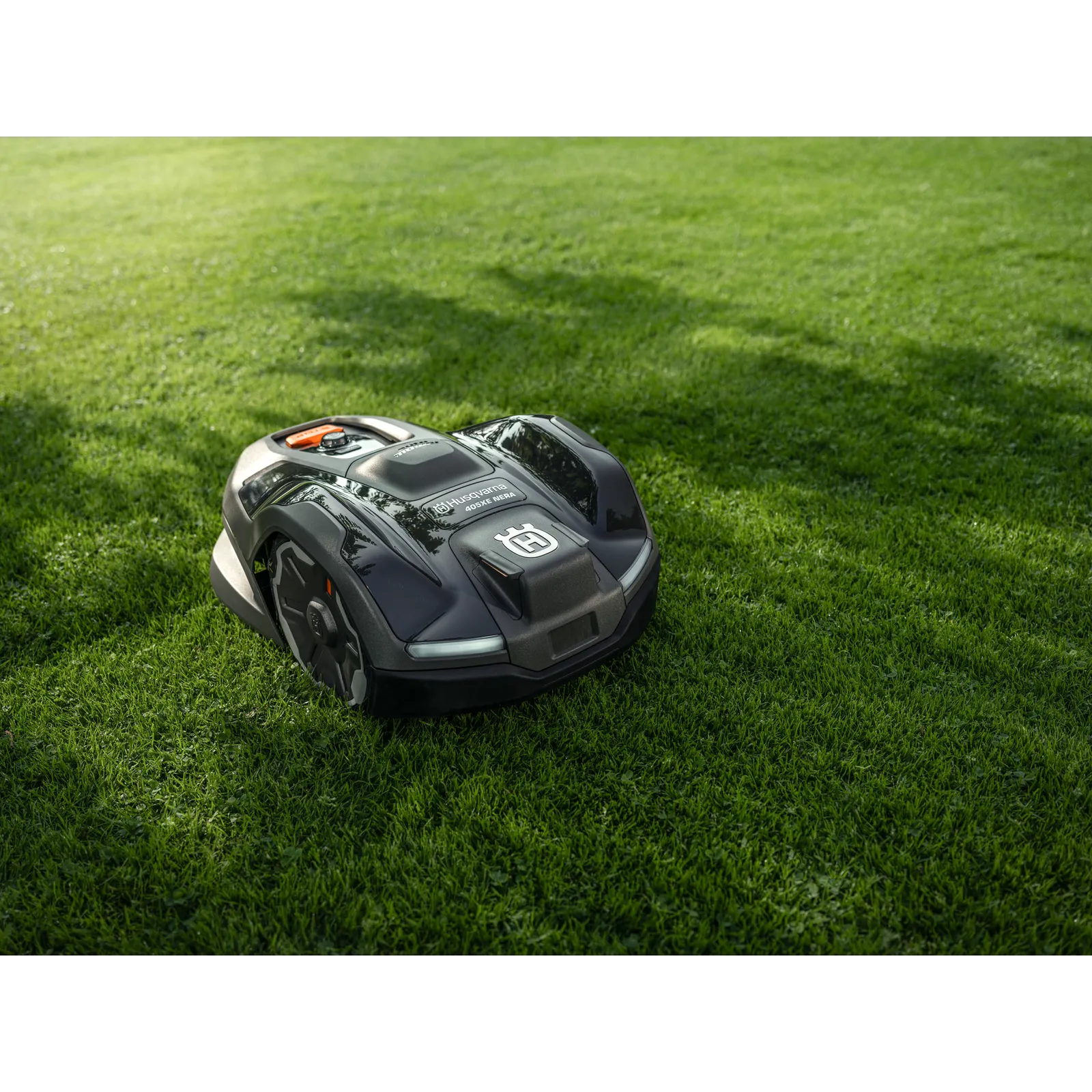 Husqvarna Automower® 405XE NERA mit kabelloser Technologie – Bild 16