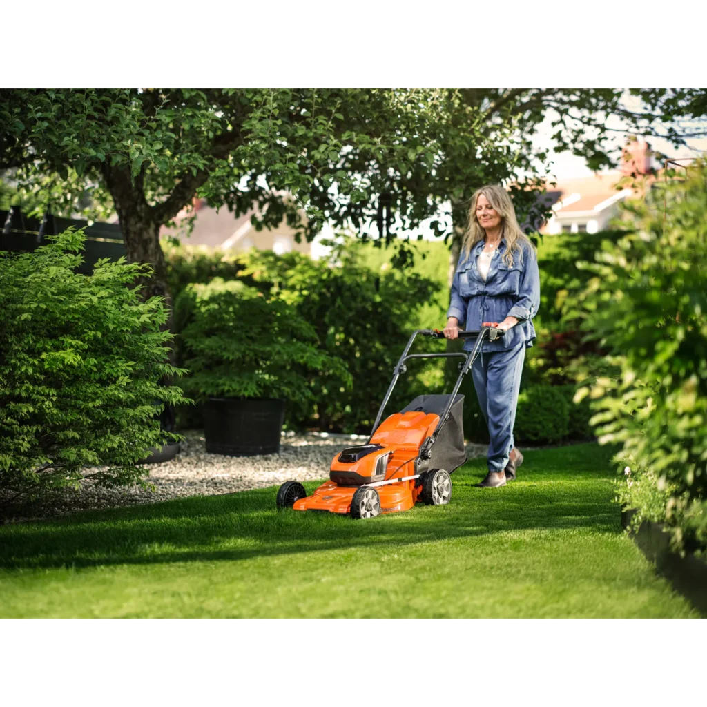 Husqvarna LC 142i