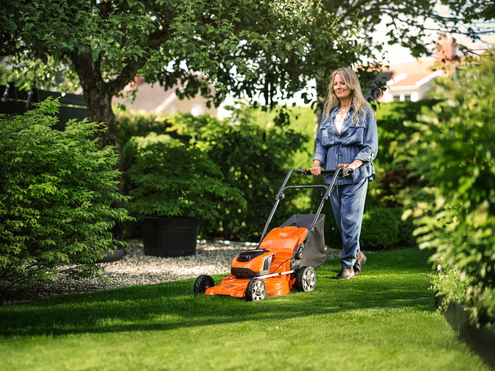 Husqvarna LC 142iS – Bild 3